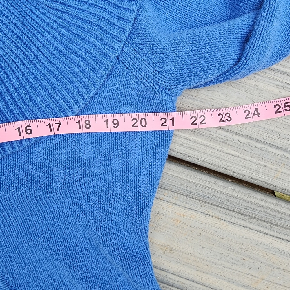 L Ruffle blue sweater - Picture 12 of 14